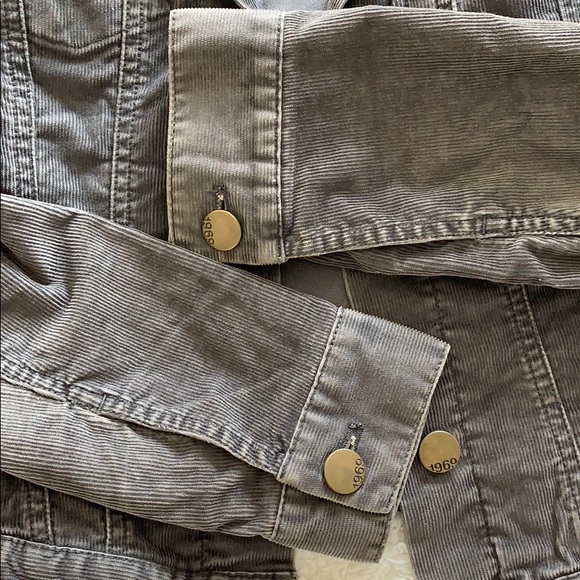 The Gap corduroy jacket - Picture 2 of 3